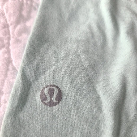Lululemon Blue Top - Picture 4 of 6